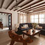 Casa Melian